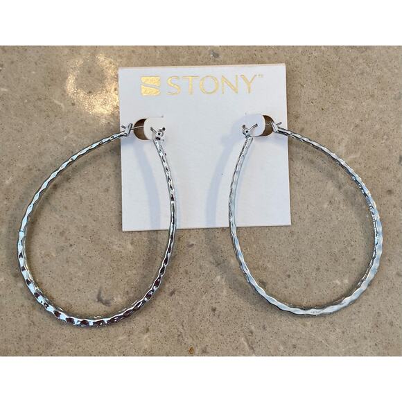 Stony Earrings Hoop - Picture 4 of 5
